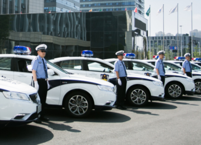 工控機(jī)在警車(chē)上的應(yīng)用.png